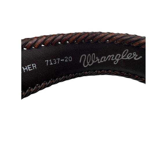 NEW VINTAGE 1997 WRANGLER BROWN LEATHER WESTERN SILVER BUCKLE BELT 44" 7137-20 - Picture 4 of 7